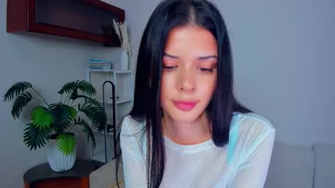 Snapshot of softlyy_bold chatting on October 12, 7:11 am Alice online show from October 12, 7:11 am