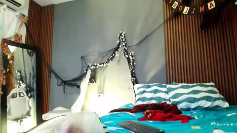 Snapshot of sofy_west chatting on October 26, 9:16 am sofy west online show from October 26, 9:16 am