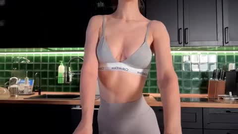 Bella online show from January 12, 4:07 am