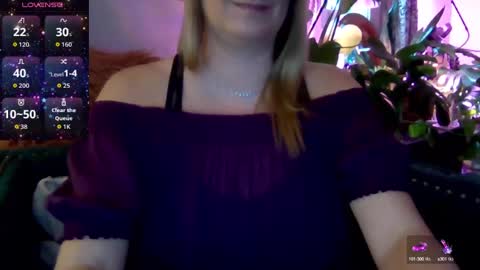 solesticia online show from September 24, 6:40 pm