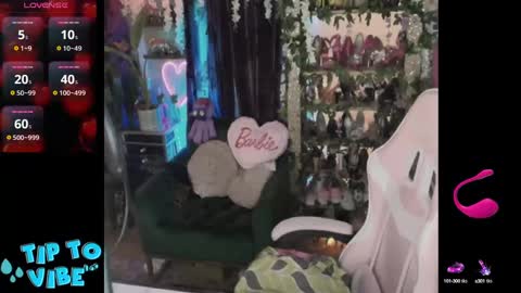 solesticia online show from March 7, 1:31 am