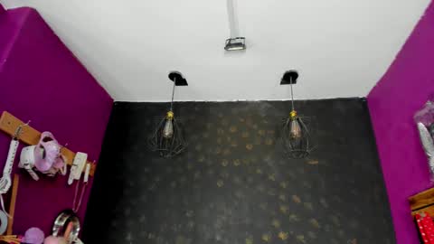 Snapshot of sommer_alexa chatting on October 6, 7:07 pm Alexa online show from October 6, 7:07 pm