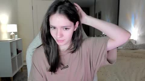 Snapshot of sonia_moon_ chatting on October 21, 3:10 am sonia_moon_ online show from October 21, 3:10 am