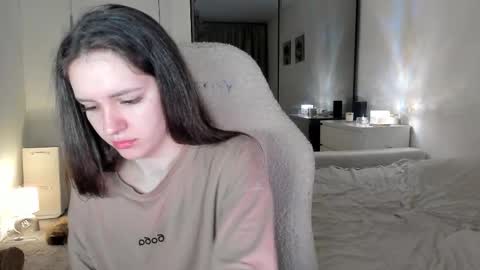 Snapshot of sonia_moon_ chatting on October 12, 4:15 am sonia_moon_ online show from October 12, 4:15 am