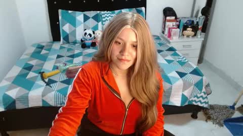 Snapshot of sonialatin69 chatting on September 26, 4:15 pm sonialatin69 online show from September 26, 4:15 pm