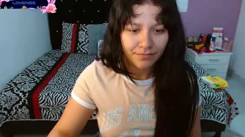 Snapshot of sonialatin69 chatting on January 23, 3:01 pm sonialatin69 online show from January 23, 3:01 pm