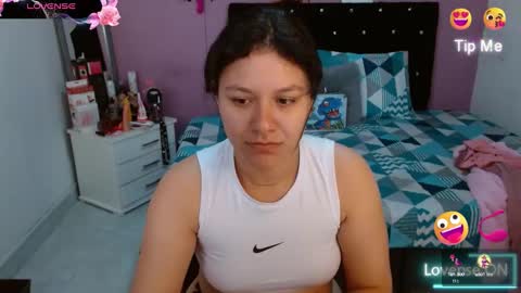 Snapshot of sonialatin69 chatting on February 13, 1:48 pm sonialatin69 online show from February 13, 1:48 pm