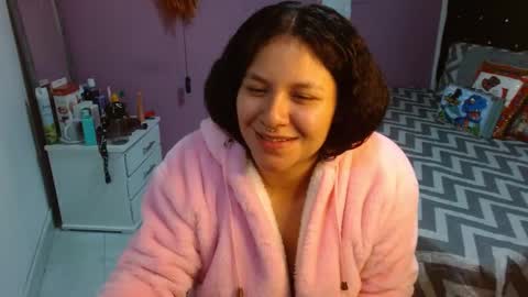 Snapshot of sonialatin69 chatting on January 9, 5:13 am sonialatin69 online show from January 9, 5:13 am