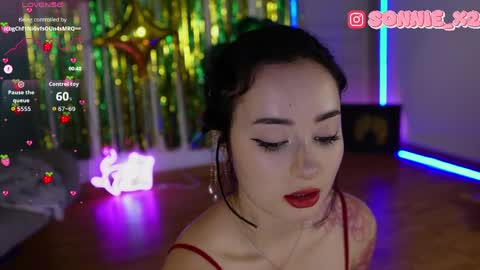 Sonnie online show from March 29, 1:21 pm