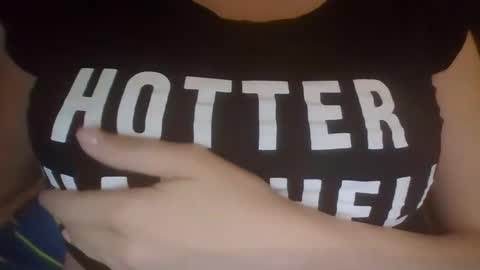 Snapshot of sonnyalee chatting on October 22, 9:31 pm Sonnya online show from October 22, 9:31 pm