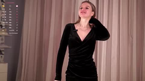 Mona Wice online show from December 21, 3:05 pm