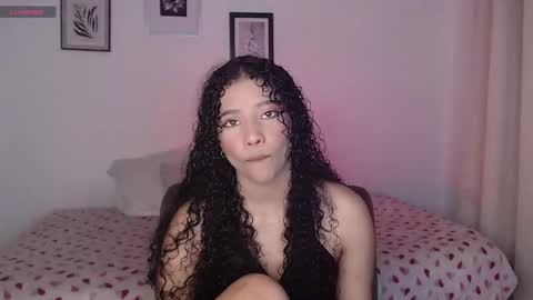 Snapshot of sophi_baby chatting on October 16, 3:09 am Sophi baby online show from October 16, 3:09 am