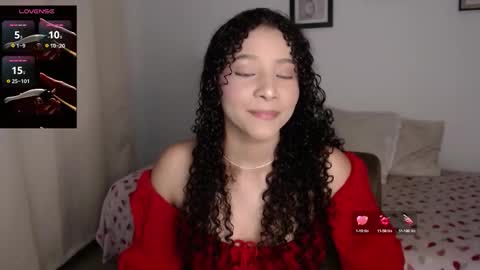 Snapshot of sophi_baby chatting on September 26, 2:42 am Sophi baby online show from September 26, 2:42 am