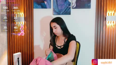 Snapshot of sophi_thaylorr chatting on September 18, 1:42 pm Sophi Thaylorr online show from September 18, 1:42 pm