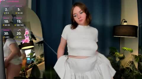 Sophie online show from October 28, 3:40 pm