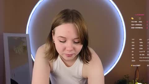 Sophie online show from October 12, 11:45 am