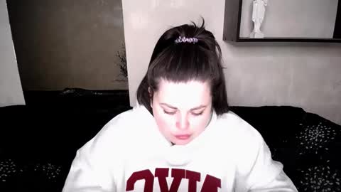 Snapshot of sophia__olsen chatting on October 23, 6:08 am sophia__olsen online show from October 23, 6:08 am