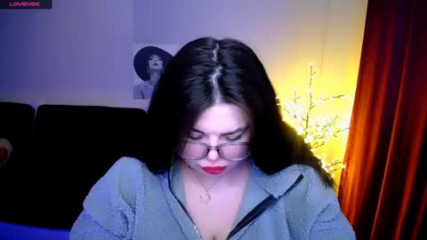 sophia__olsen online show from January 22, 6:31 am
