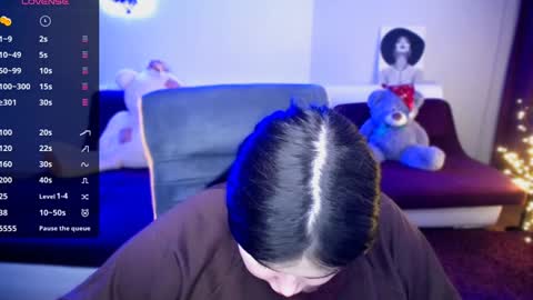 sophia__olsen online show from January 3, 6:22 am