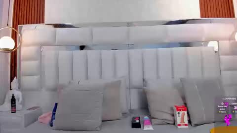 sophia_angel_ online show from September 22, 8:29 pm