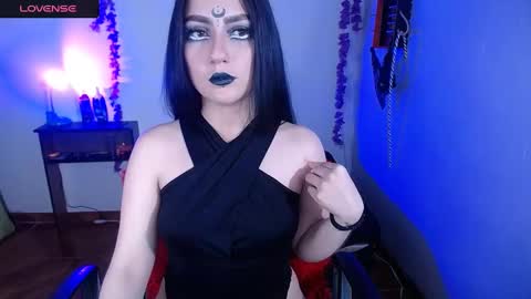 sophia hottie online show from December 18, 3:22 pm