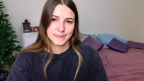 Snapshot of sophia_euphoria chatting on January 21, 2:37 pm Sophia online show from January 21, 2:37 pm