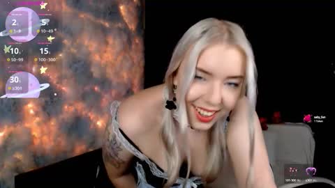 Snapshot of sophia_heartfilia chatting on September 8, 10:31 pm Sophia online show from September 8, 10:31 pm
