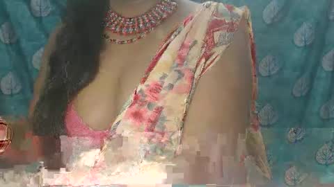 Snapshot of sophia_indian chatting on February 22, 4:51 am Sophia Tamil online show from February 22, 4:51 am