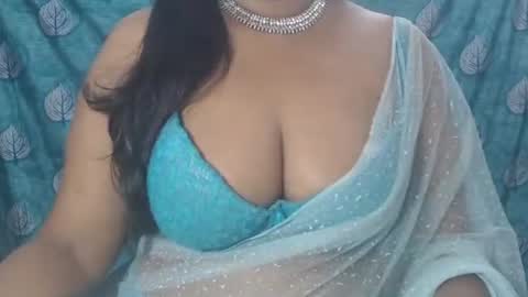 Snapshot of sophia_indian chatting on September 14, 7:06 am Sophia Tamil online show from September 14, 7:06 am