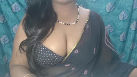 Snapshot of sophia_indian chatting on December 24, 5:38 am Sophia Tamil online show from December 24, 5:38 am