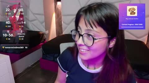 Snapshot of sophiaa_7 chatting on September 25, 12:37 pm Sophi online show from September 25, 12:37 pm