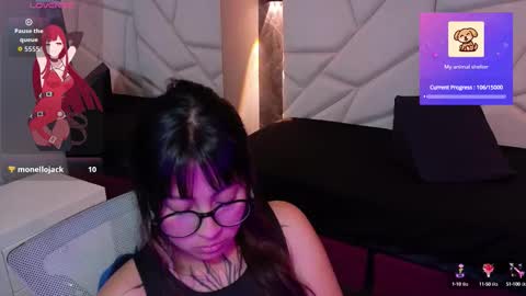 Snapshot of sophiaa_7 chatting on September 23, 12:58 pm Sophi online show from September 23, 12:58 pm