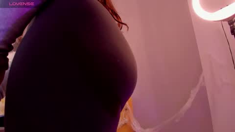 Snapshot of sophiaa_sensual chatting on October 22, 1:54 am Sophia online show from October 22, 1:54 am