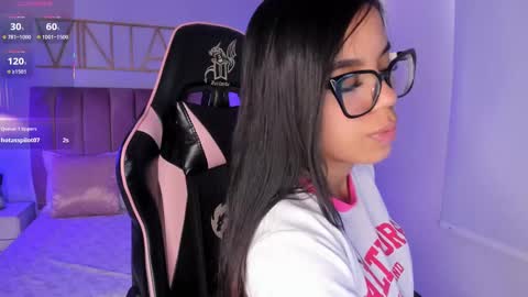 Sophie Hill  online show from September 29, 8:03 pm