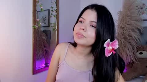 Sophia Howland online show from March 9, 9:18 pm