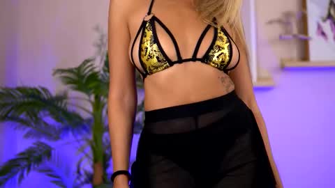 Snapshot of sophiapotts chatting on September 20, 3:49 am Sophie online show from September 20, 3:49 am