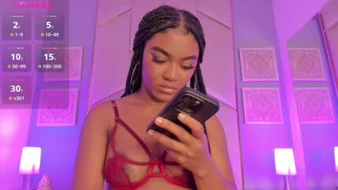 SophiaSmiths online show from December 29, 10:56 am