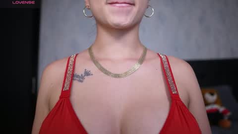 Sophy online show from December 23, 1:20 am