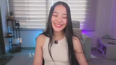 Sophie  online show from June 24, 4:39 pm