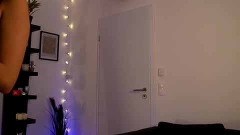 Sophie online show from September 26, 6:49 pm