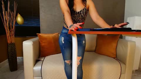 Sophie online show from February 14, 11:21 am