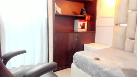 Snapshot of sophie_mancini18 chatting on January 12, 1:58 pm Sofia online show from January 12, 1:58 pm