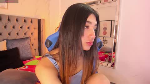Sophie  online show from September 24, 6:07 pm
