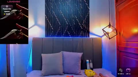 Sophie Sweet online show from January 9, 4:06 am