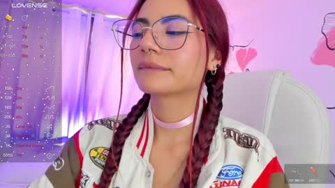   Sophie  IG sophiecherry es   online show from December 5, 9:28 pm