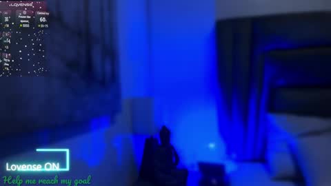 Sophie  online show from December 2, 10:27 am