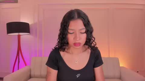 Snapshot of sophiehouston_ chatting on September 13, 5:15 am Sophie Houston online show from September 13, 5:15 am