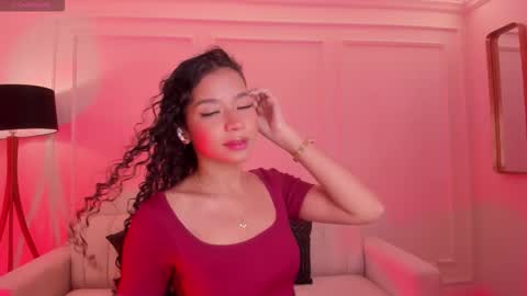 Snapshot of sophiehouston_ chatting on September 9, 4:23 am Sophie Houston online show from September 9, 4:23 am