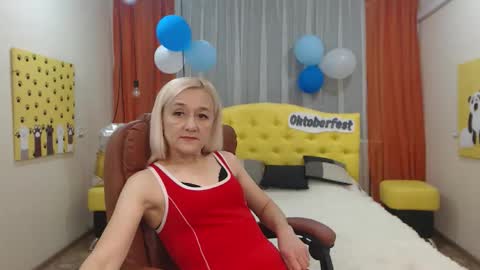 Snapshot of sophiekittyy chatting on September 20, 6:55 am sophiekittyy online show from September 20, 6:55 am