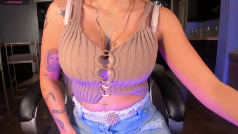 Sophie  Palmer online show from December 24, 12:00 pm